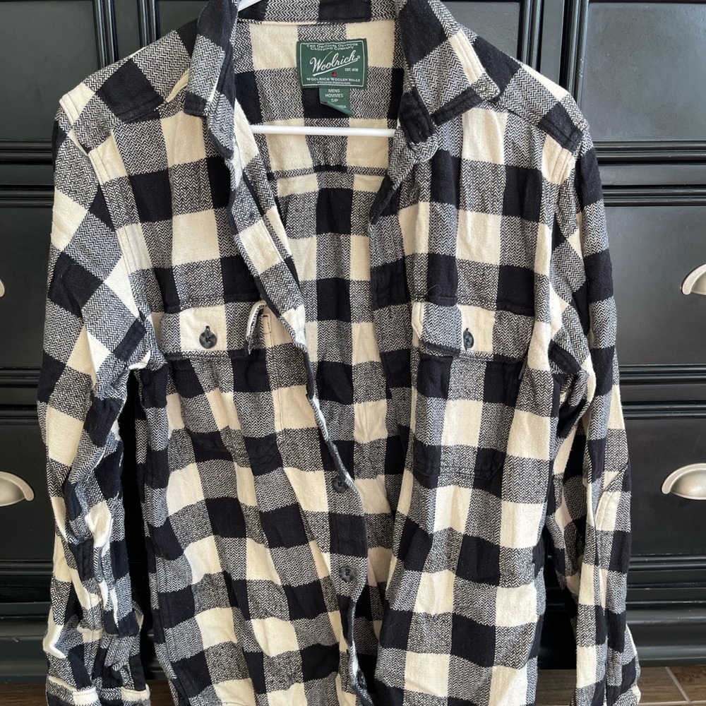 Woolrich Classic Black and Cream Checkered Shirt
